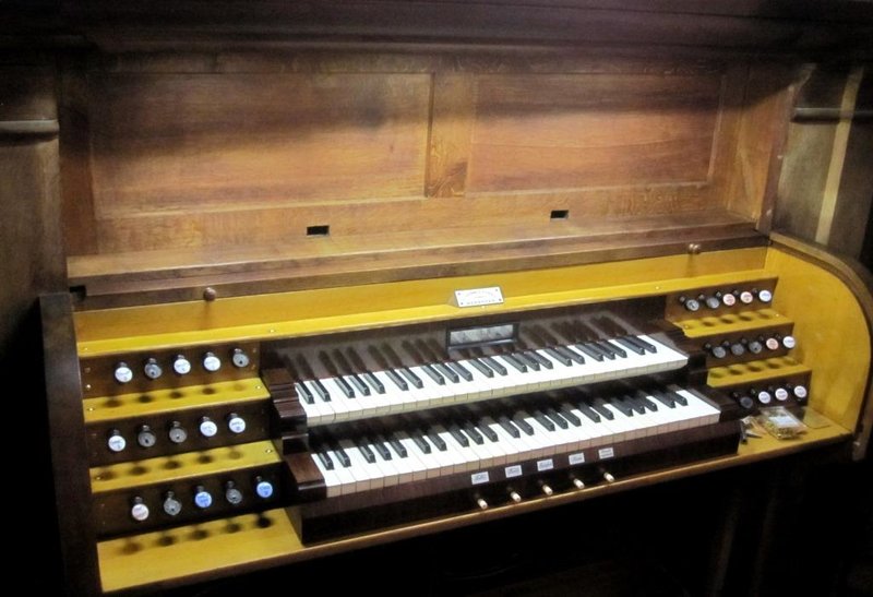 09_Orgel_St_Marienberg.jpg