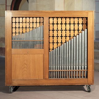 Foto vergrößern Truhenorgel